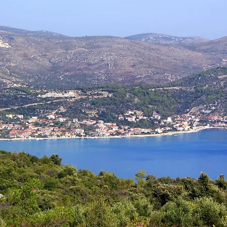 Seaside Family Friendly House With A Swimming Pool Poljica, Trogir - 8661 * Poljica (Trogir)
