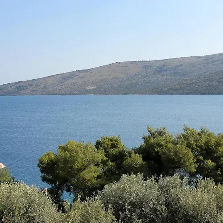 Seaside Family Friendly House With A Swimming Pool Poljica, Trogir - 8661 *